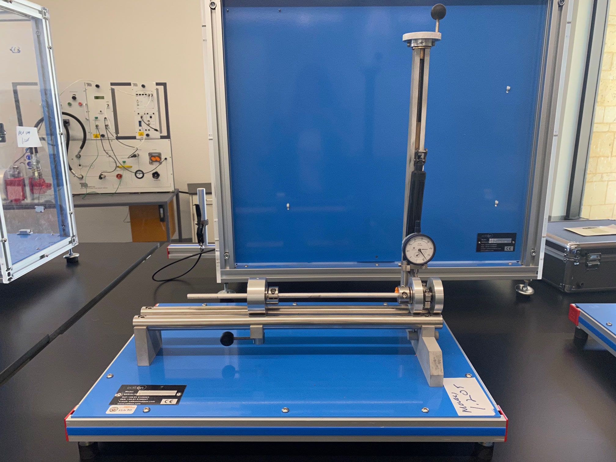 16. Torsion tester