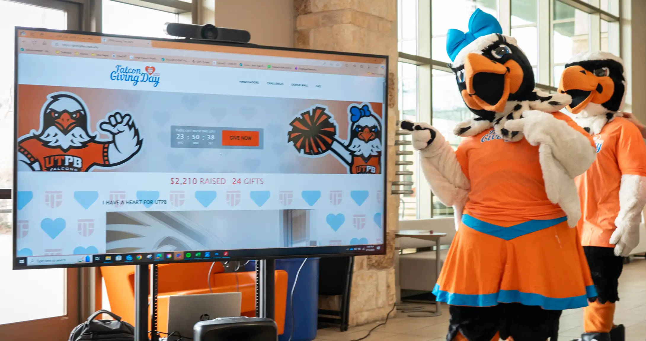 Fiona Falcon at Falcon Day 2025. 